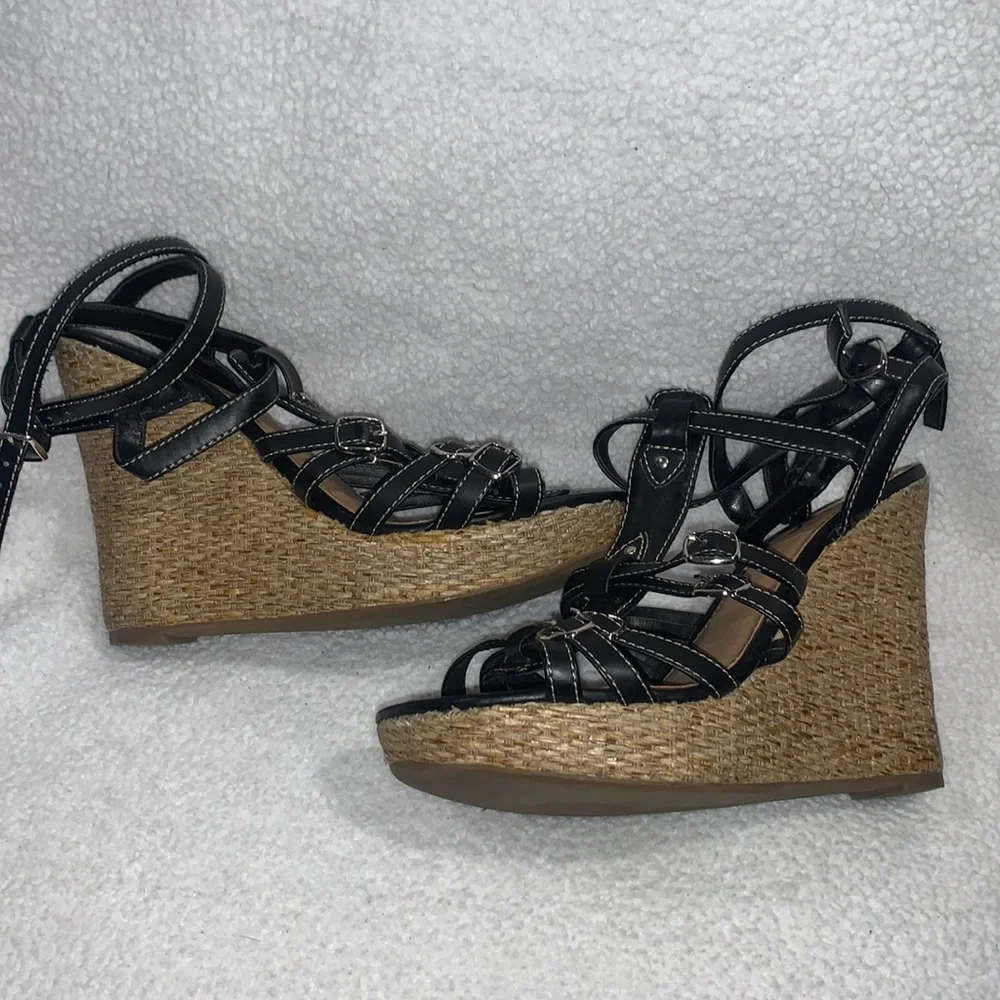 Wedges - Picture 2 of 6